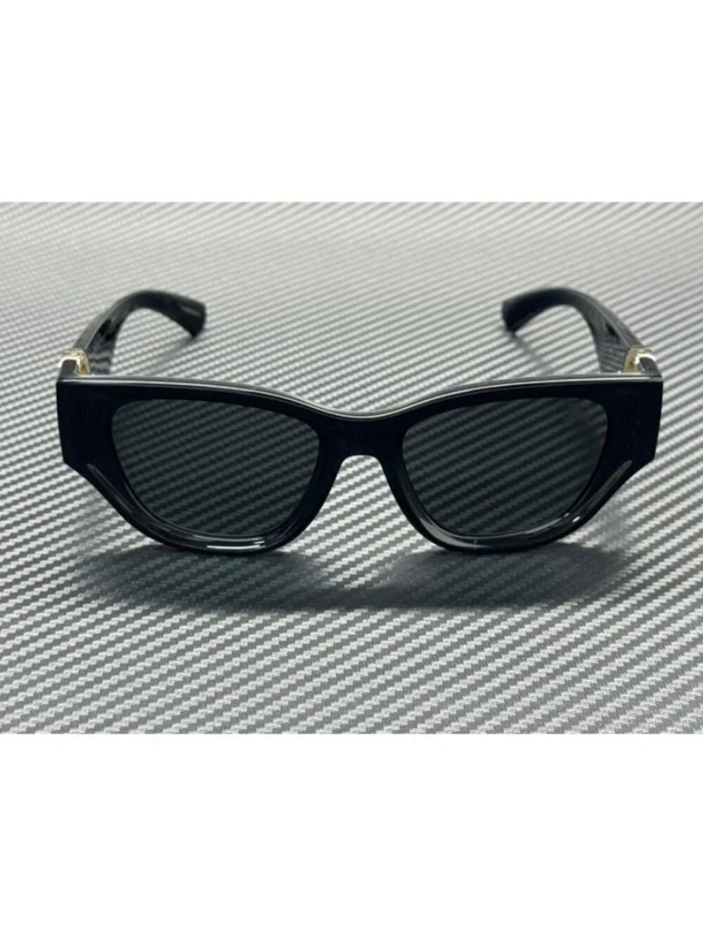 New Burberry Women Black Sunglasses -18-135